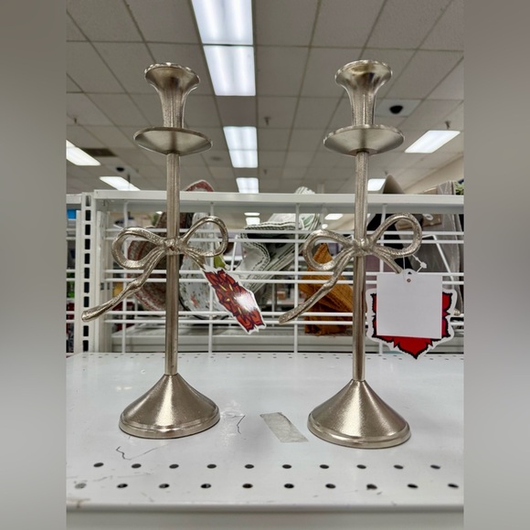 Silver Bow Candle Holders BNWT Metal - Picture 3 of 3